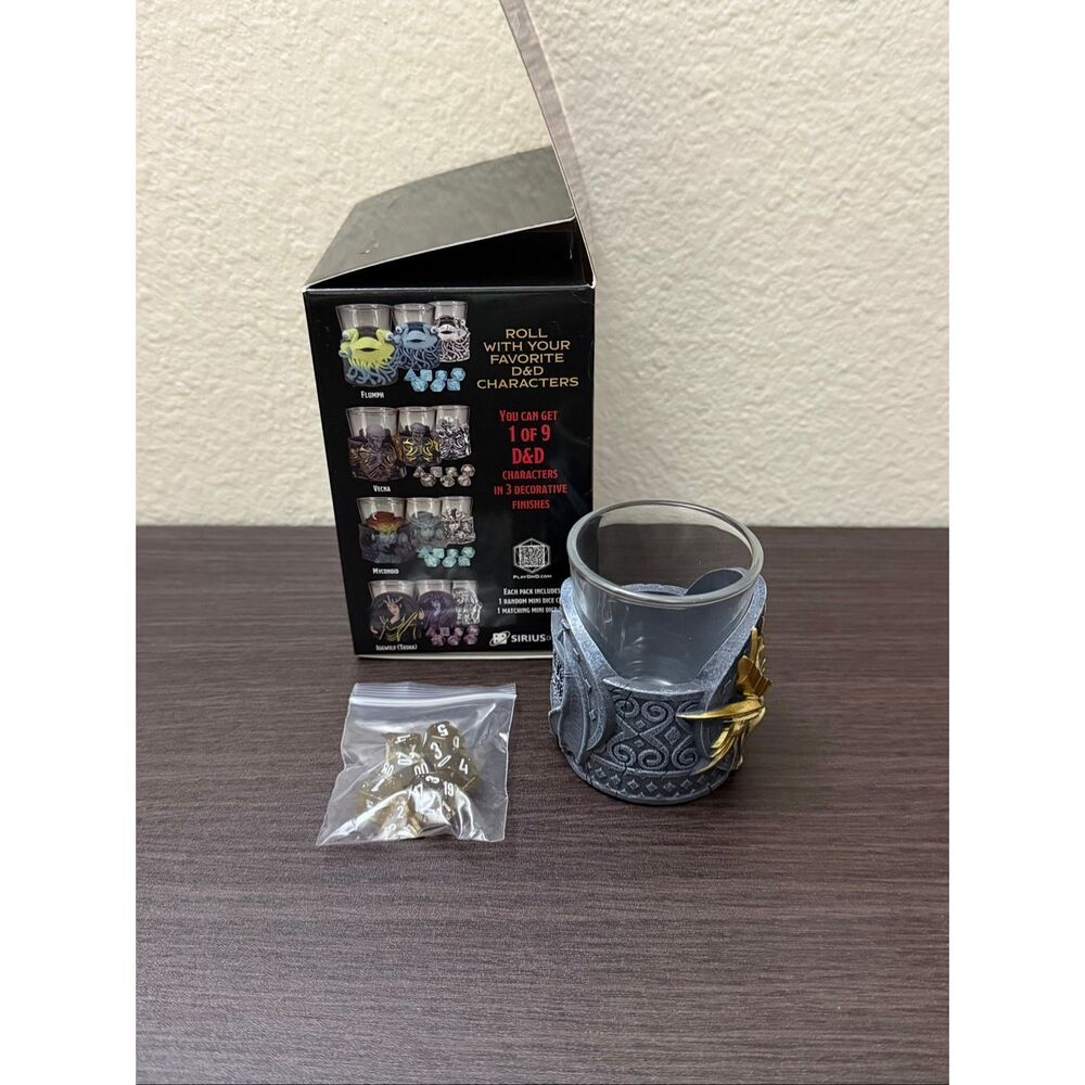 D&D Dungeons & Dragons Series 2 Blind Box Mini Dice Cup - Gold Dragon (Color) - Picture 4 of 6